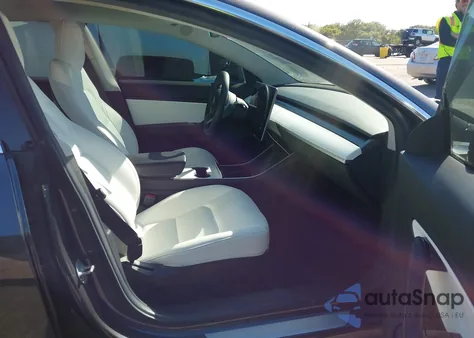 2019 Tesla Model 3 Long Range/Performance from USA, damaged, VIN 5YJ3E1EB0KF391640